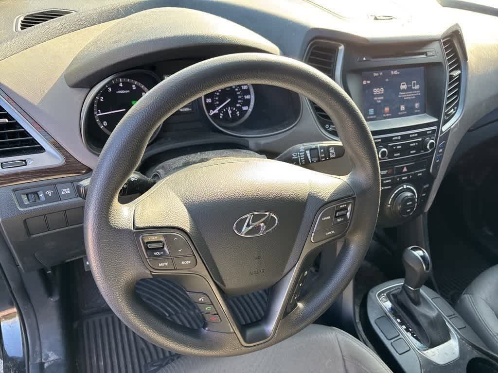 Thumbnail: 2017 Hyundai Santa Fe - 11