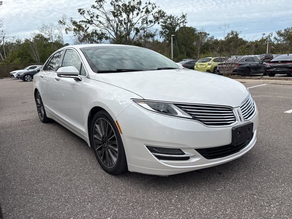 Thumbnail: 2016 Lincoln MKZ - 4