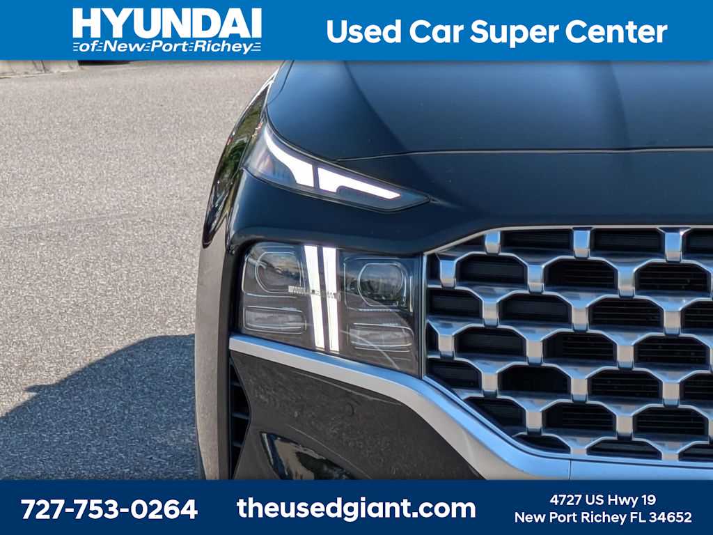 Thumbnail: 2023 Hyundai Santa Fe - 9