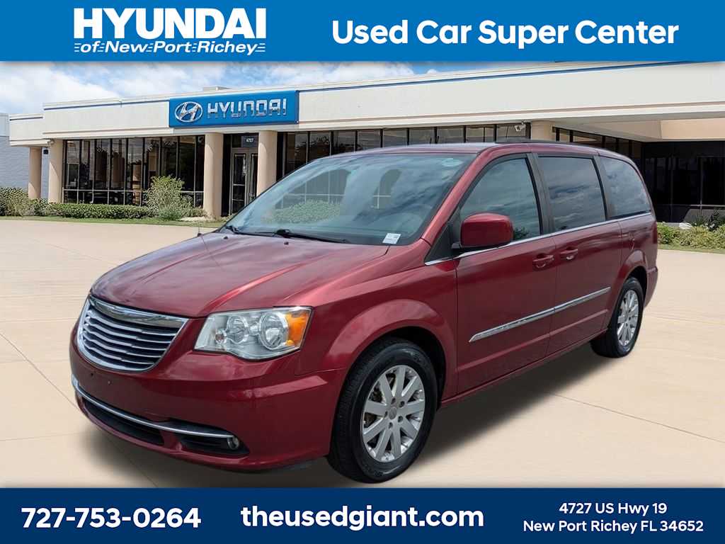 2015 Chrysler Town & Country Touring -
                  New Port Richey, FL