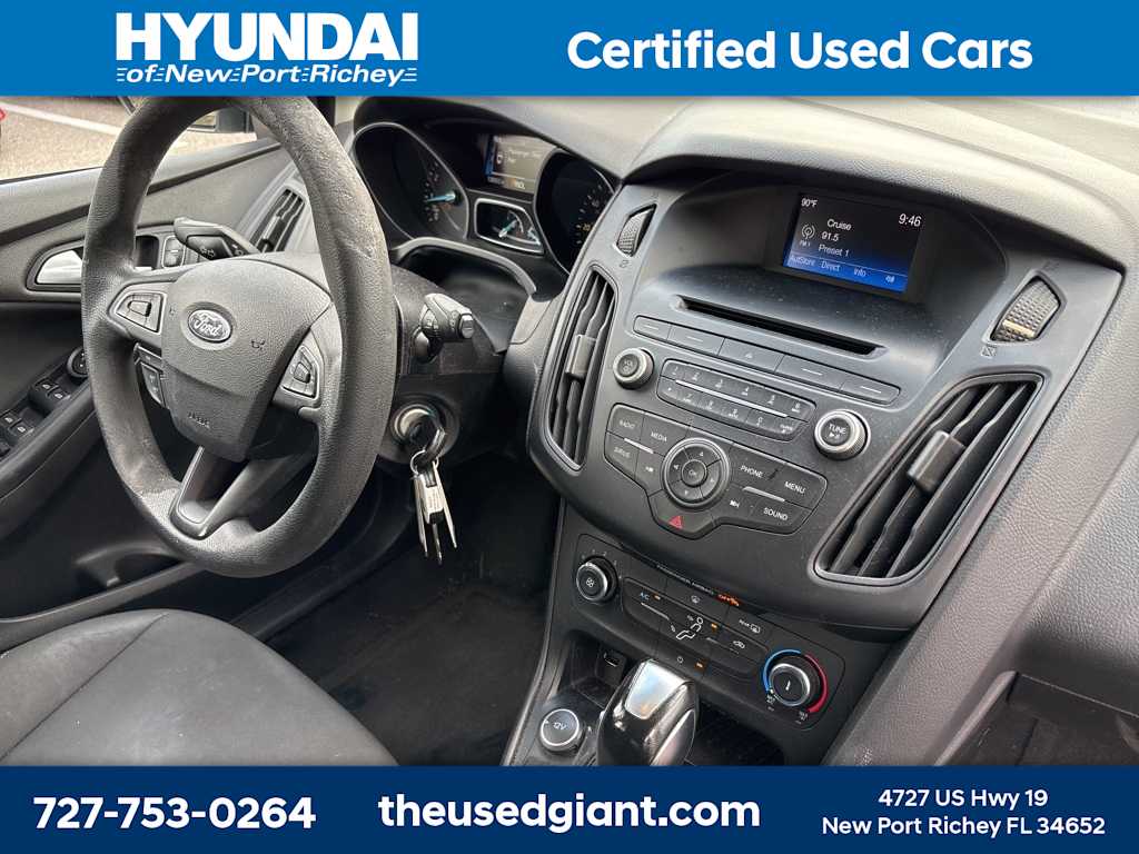 2016 Ford Focus SE 4
