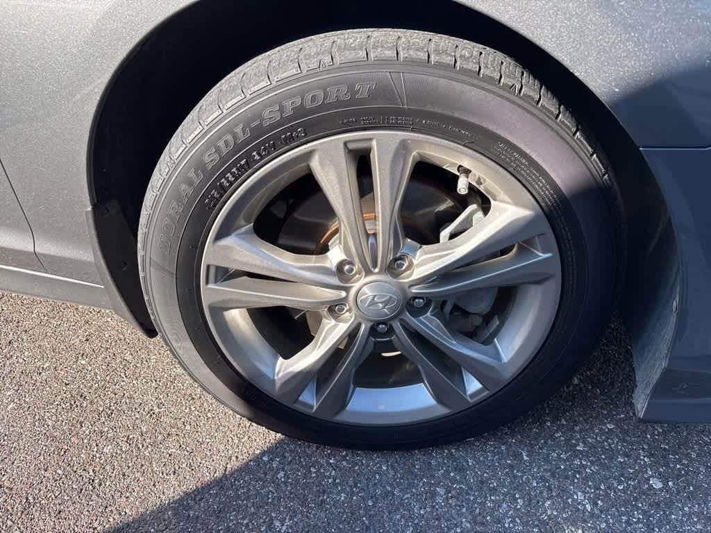 Thumbnail: 2019 Hyundai Sonata - 5