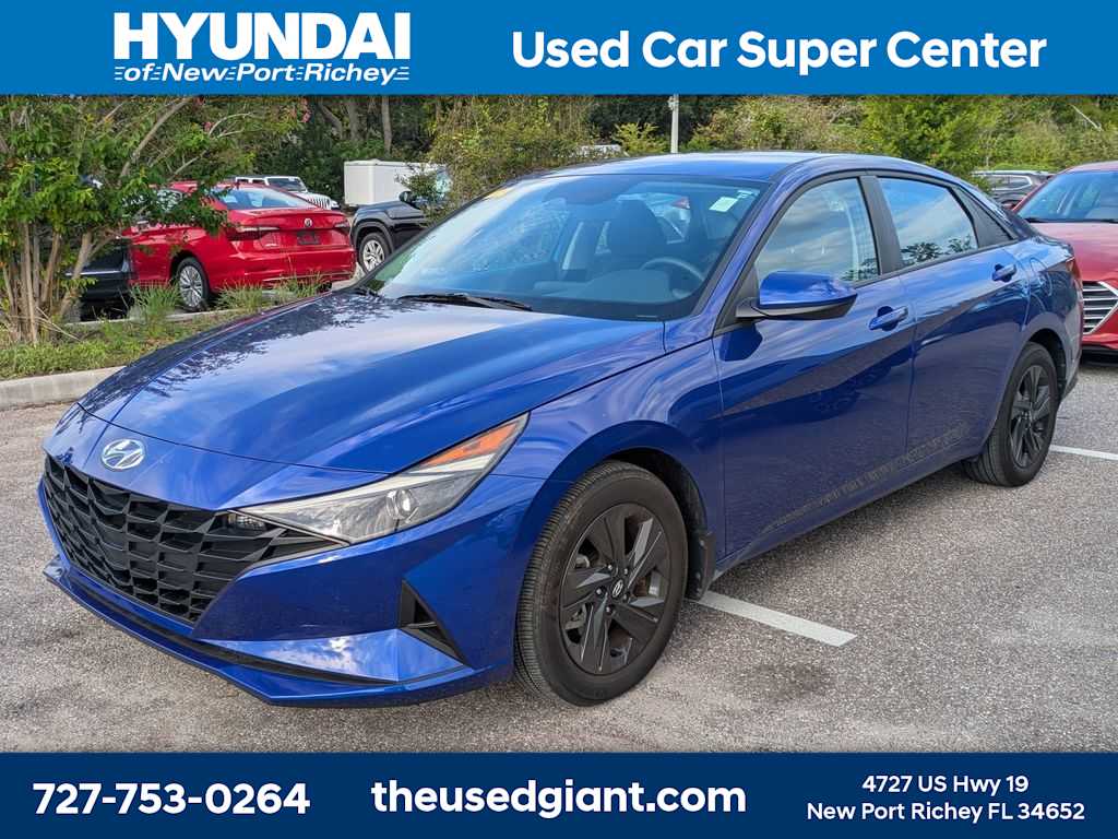 2023 Hyundai Elantra 2.0 SEL IVT's photo