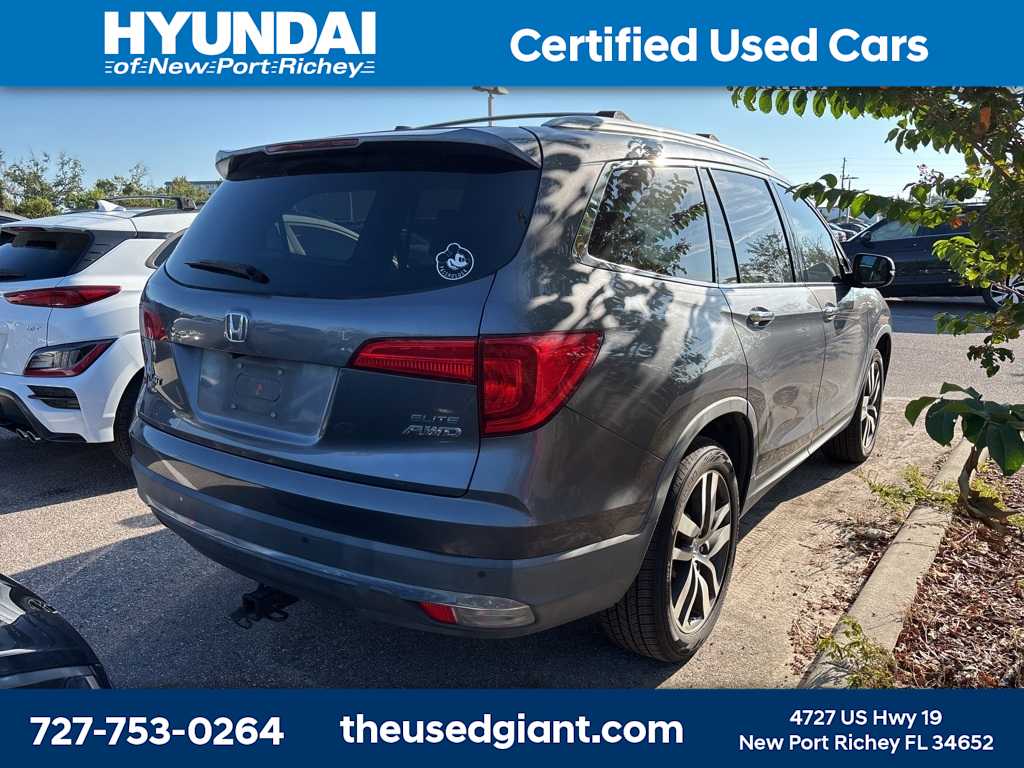 Thumbnail: 2017 Honda Pilot - 3