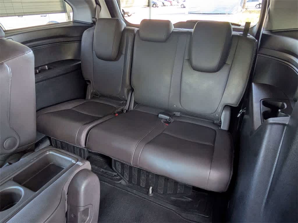 Thumbnail: 2019 Honda Odyssey - 17