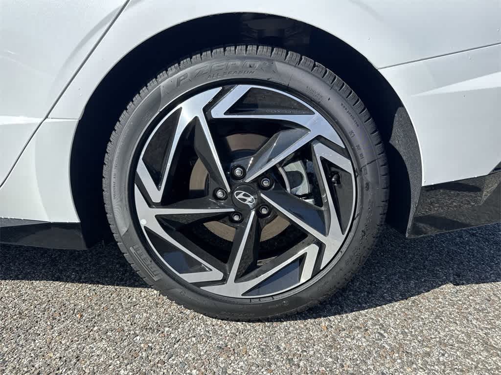 Thumbnail: 2025 Hyundai Sonata - 13