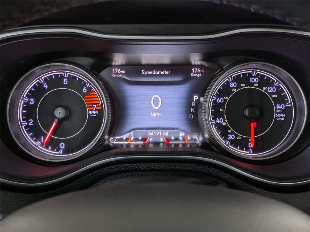 Thumbnail: 2019 Jeep Cherokee - 39