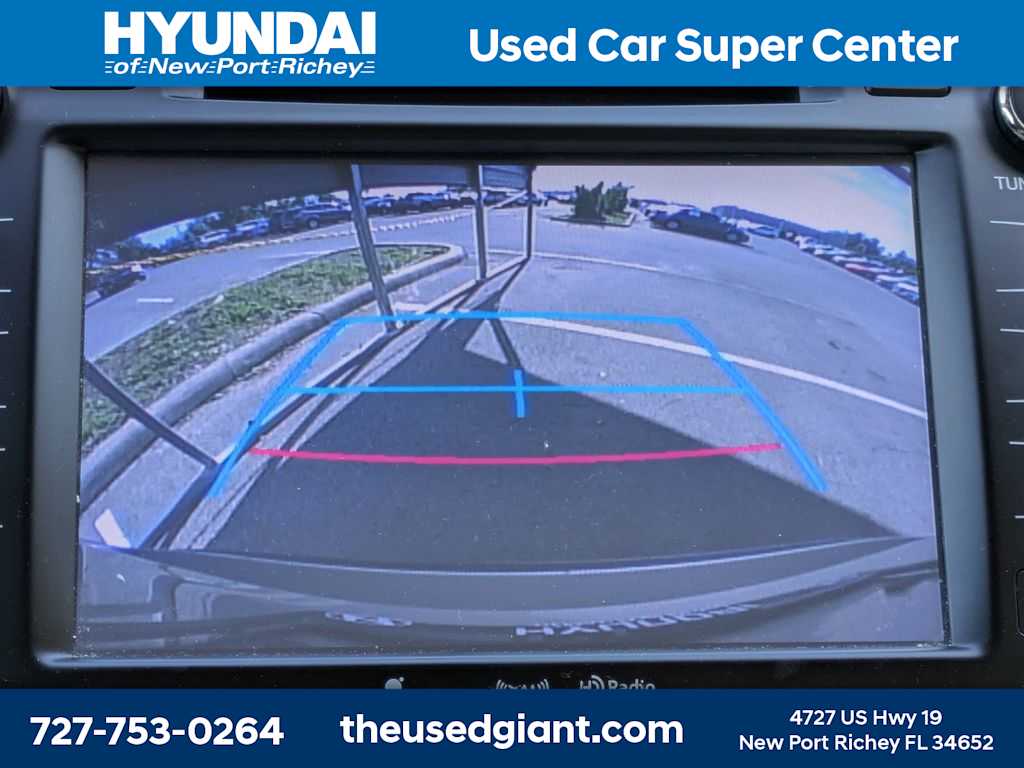 Thumbnail: 2016 Toyota Highlander - 27