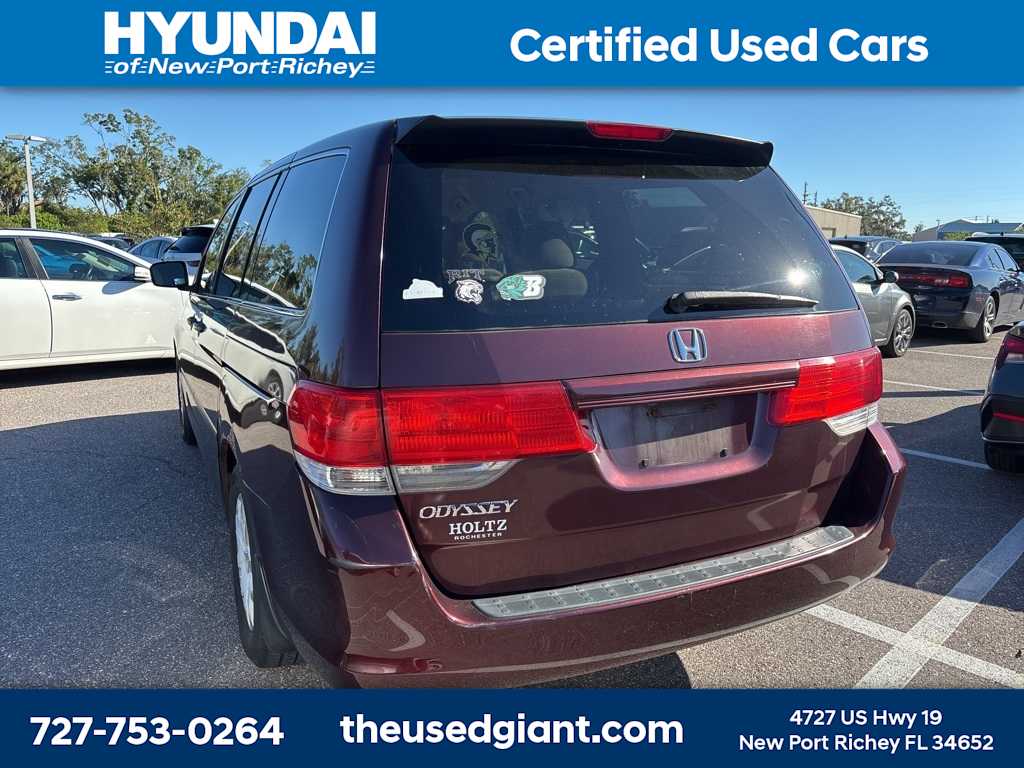 Thumbnail: 2010 Honda Odyssey - 2