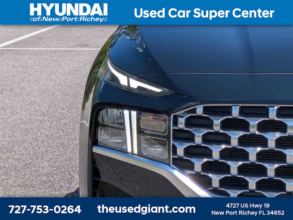 Thumbnail: 2022 Hyundai Santa Fe - 9