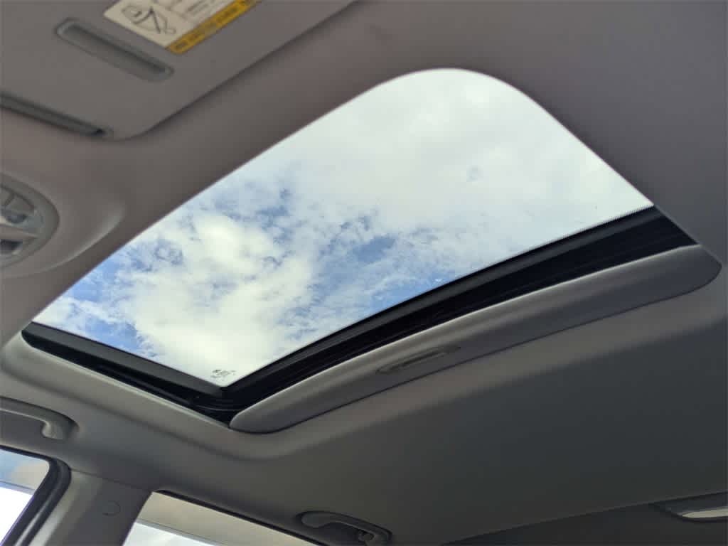 Thumbnail: 2009 Hyundai Santa Fe - 23