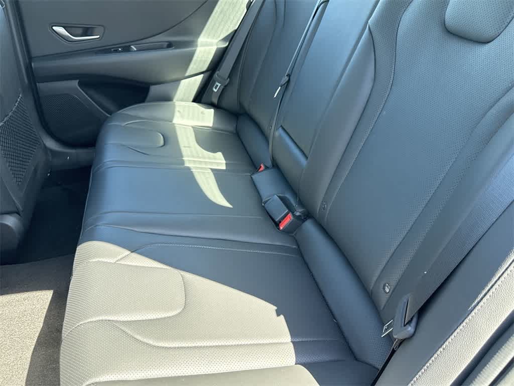 Thumbnail: 2025 Hyundai Elantra - 21