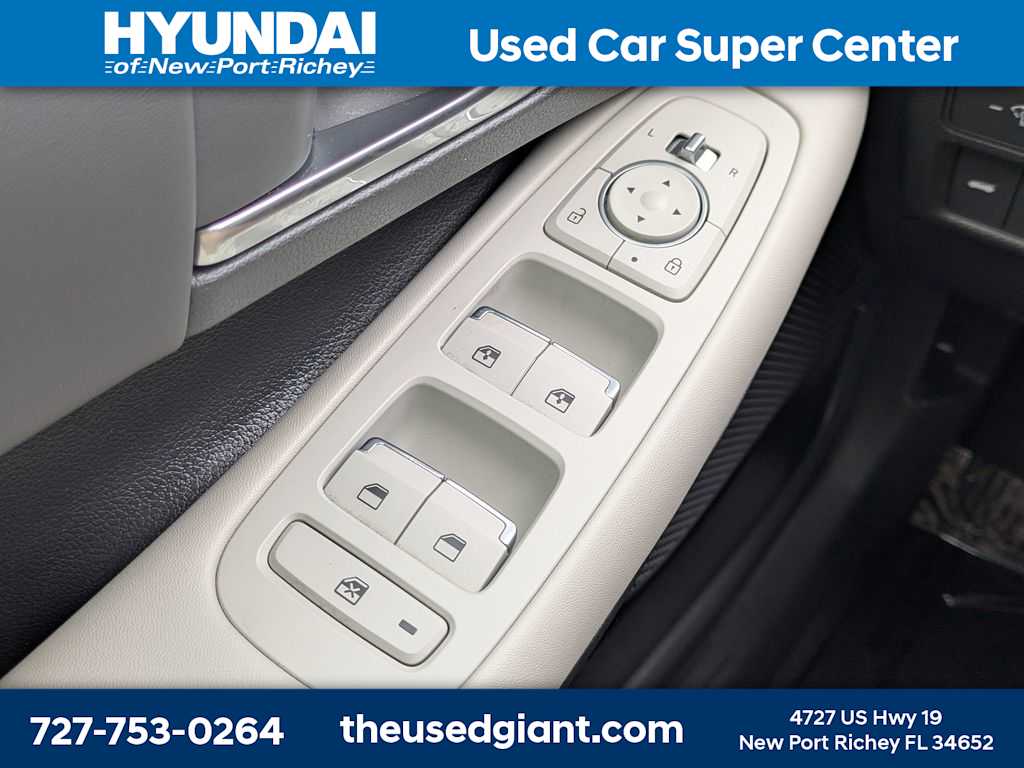 Thumbnail: 2023 Hyundai Sonata - 32