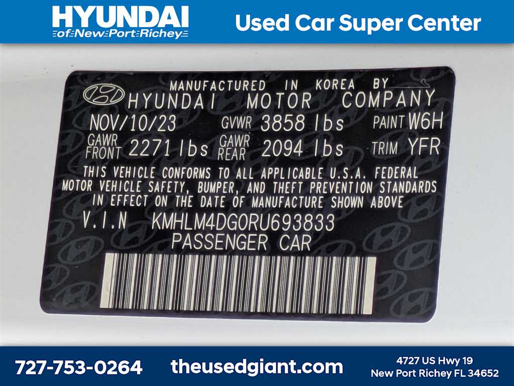 Thumbnail: 2024 Hyundai Elantra - 32