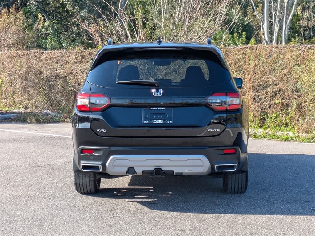 Used 2023 Honda Pilot Elite SUV