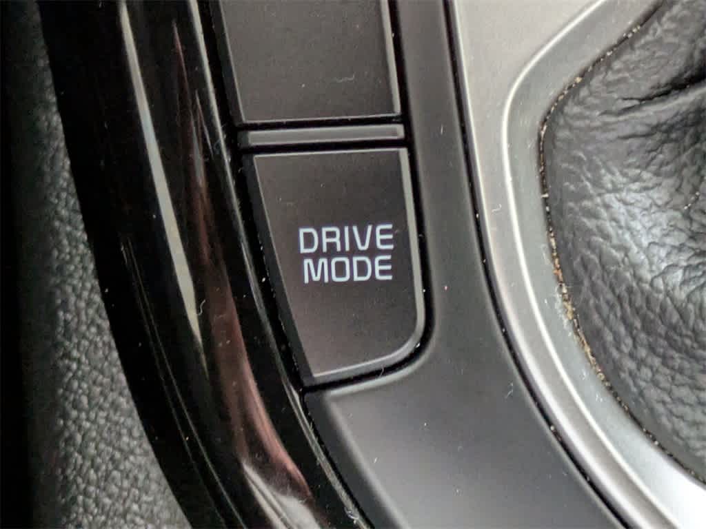 Thumbnail: 2022 Kia Forte - 25