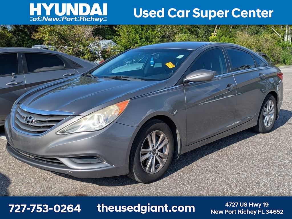 Thumbnail: 2011 Hyundai Sonata - 1
