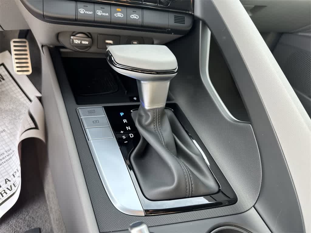 Thumbnail: 2025 Hyundai Elantra - 30