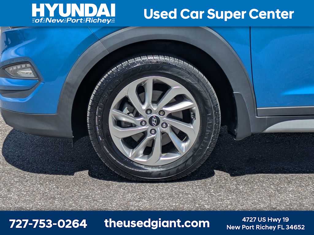 Thumbnail: 2017 Hyundai Tucson - 10