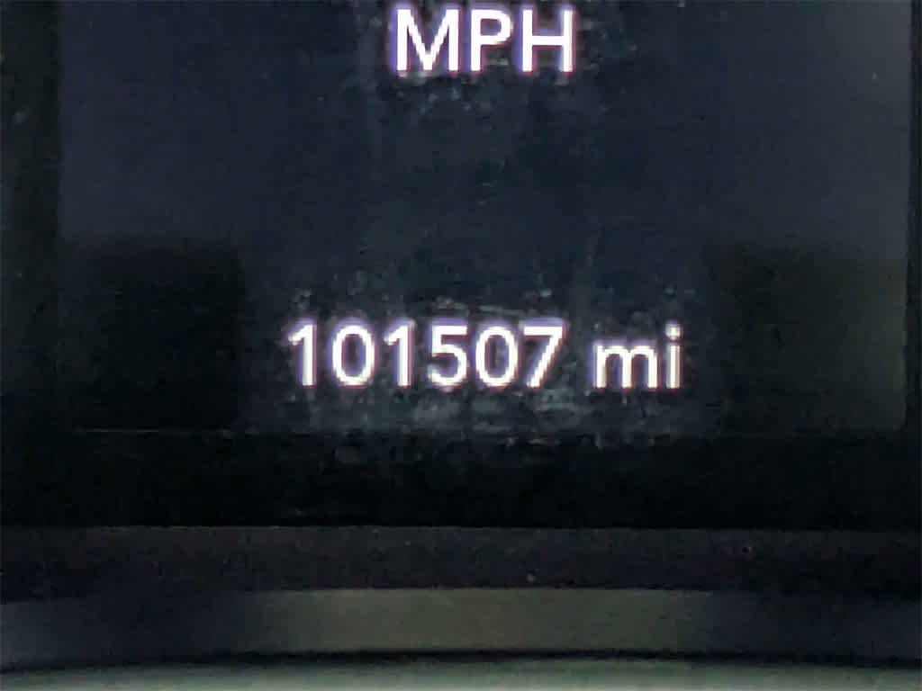 Thumbnail: 2021 Chrysler Voyager - 37