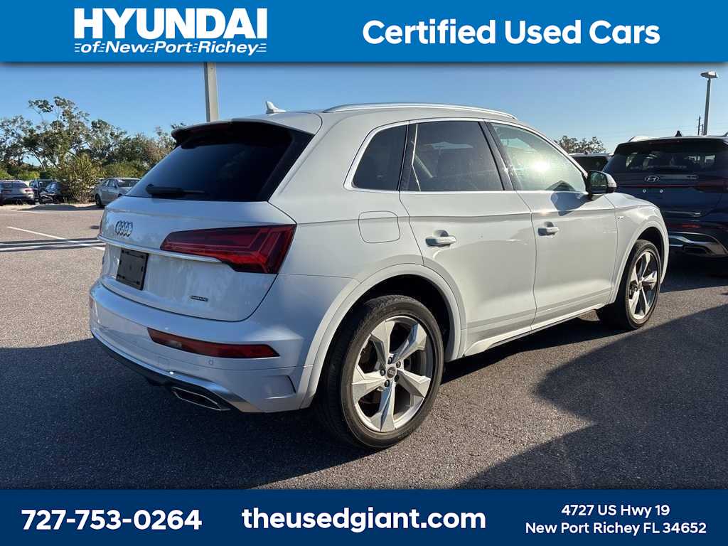 Thumbnail: 2023 Audi Q5 - 1