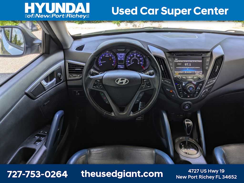Thumbnail: 2013 Hyundai Veloster - 17