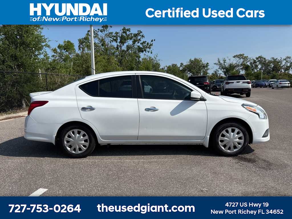 Thumbnail: 2018 Nissan Versa - 8