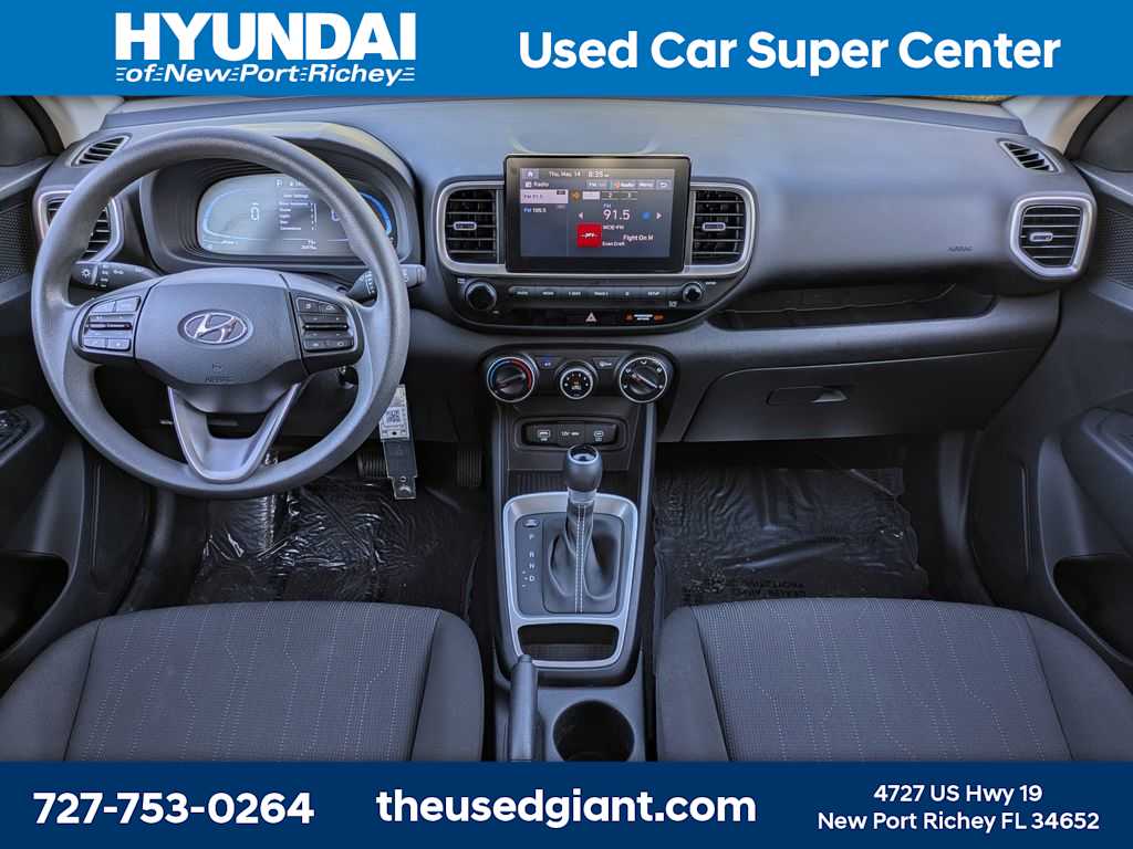 Thumbnail: 2023 Hyundai Venue - 15