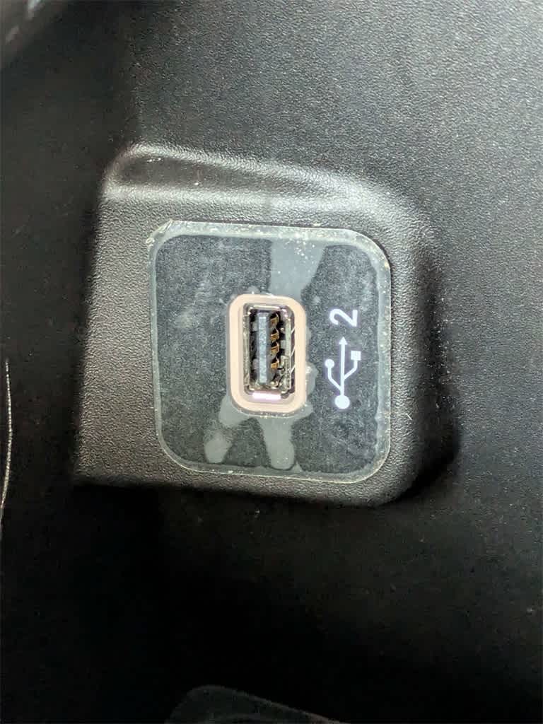 Thumbnail: 2022 Jeep Wrangler - 33