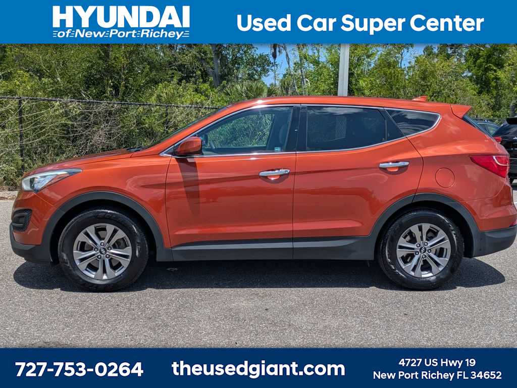 Thumbnail: 2016 Hyundai Santa Fe - 2