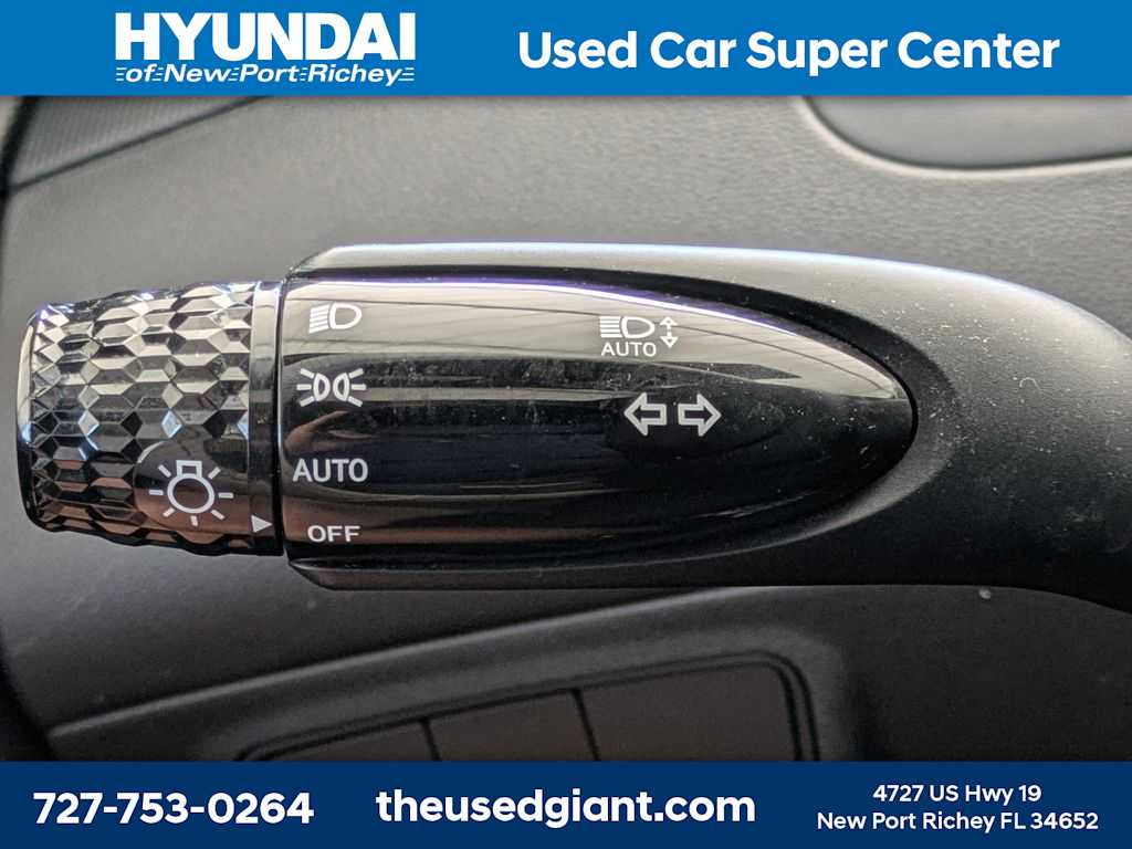 Thumbnail: 2023 Hyundai Santa Cruz - 31
