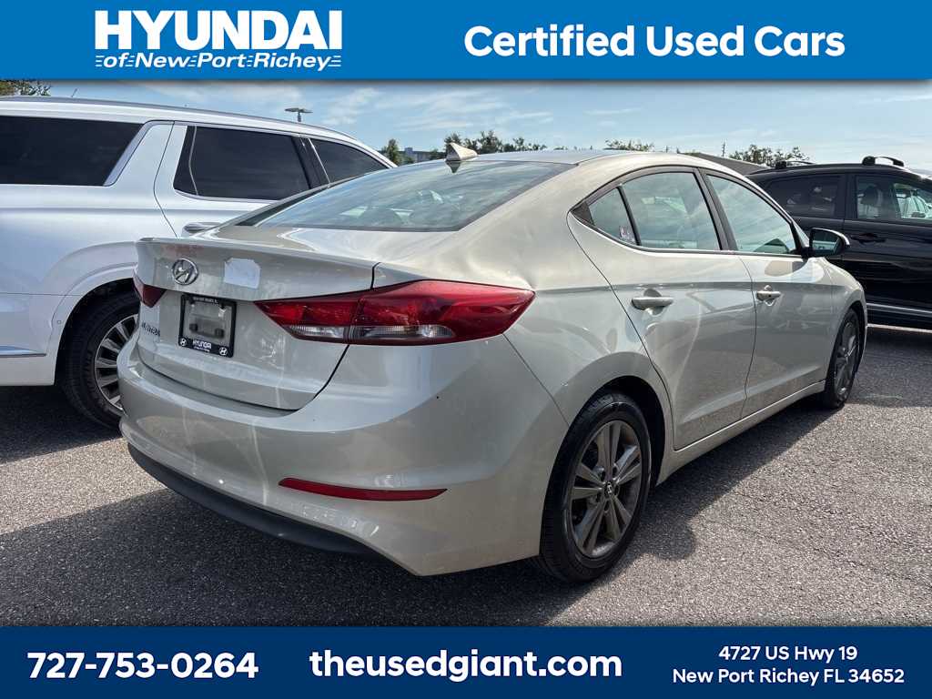 Thumbnail: 2017 Hyundai Elantra - 3