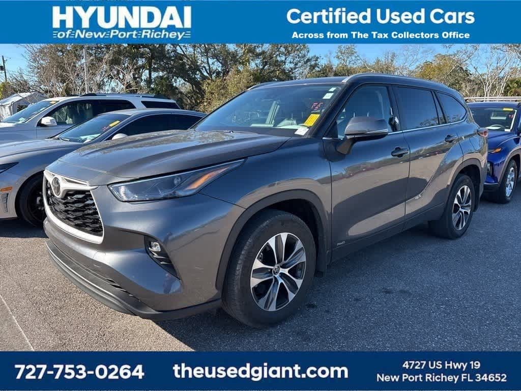 Thumbnail: 2025 Toyota Highlander - 1