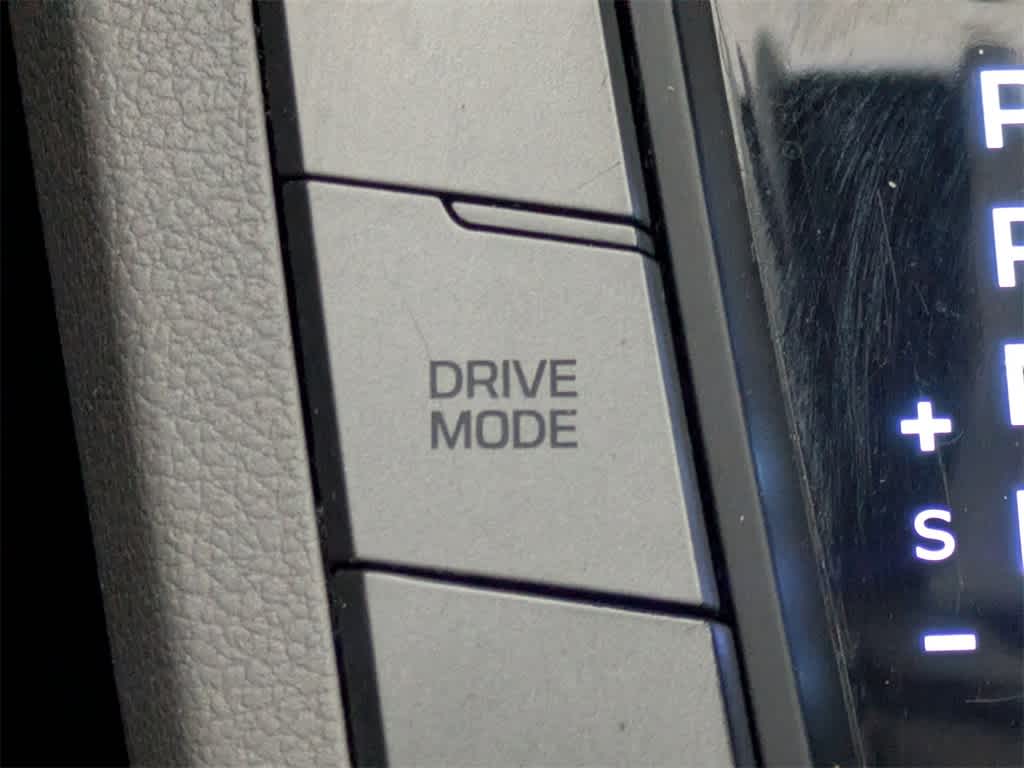 Thumbnail: 2020 Hyundai Elantra - 21