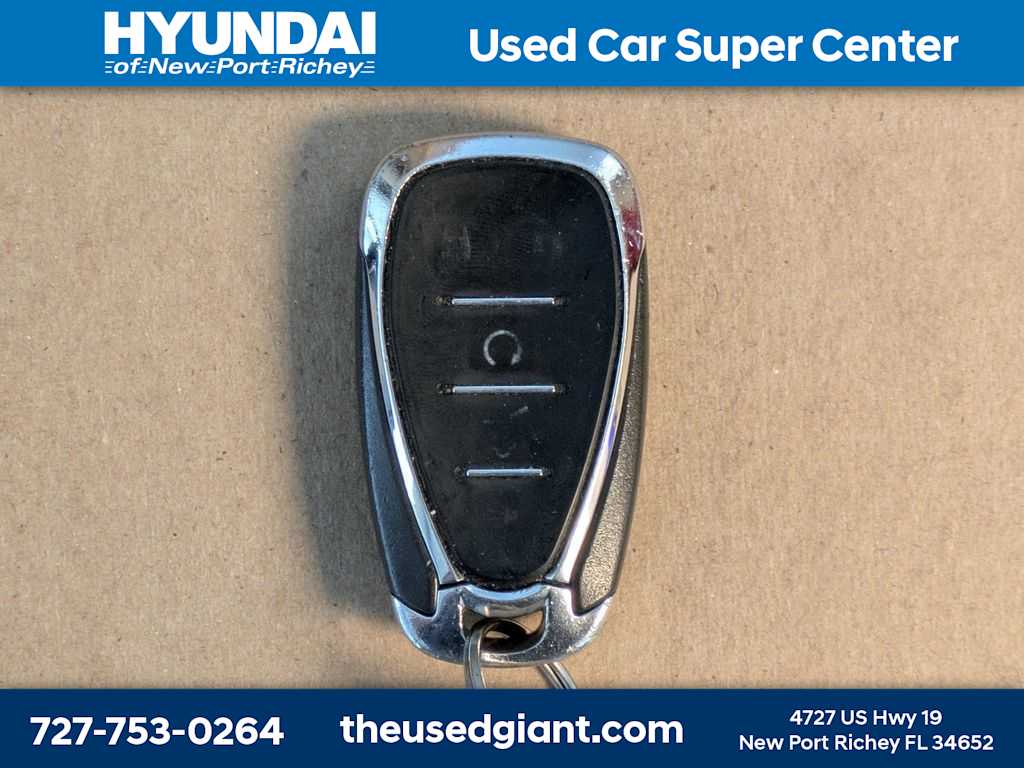 Thumbnail: 2018 Chevrolet Traverse - 41