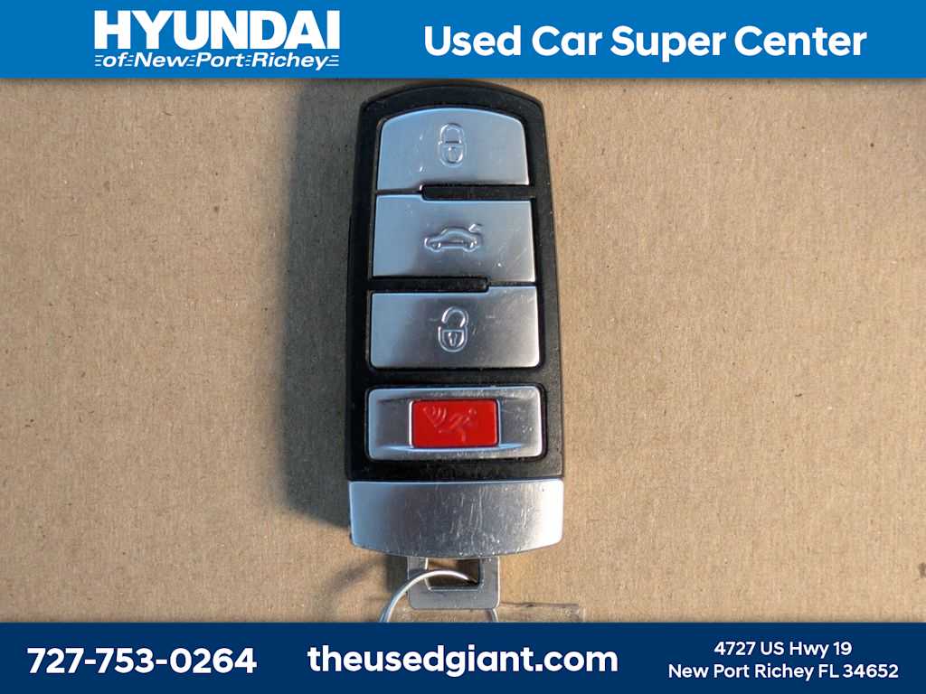 Thumbnail: 2013 Volkswagen CC - 36