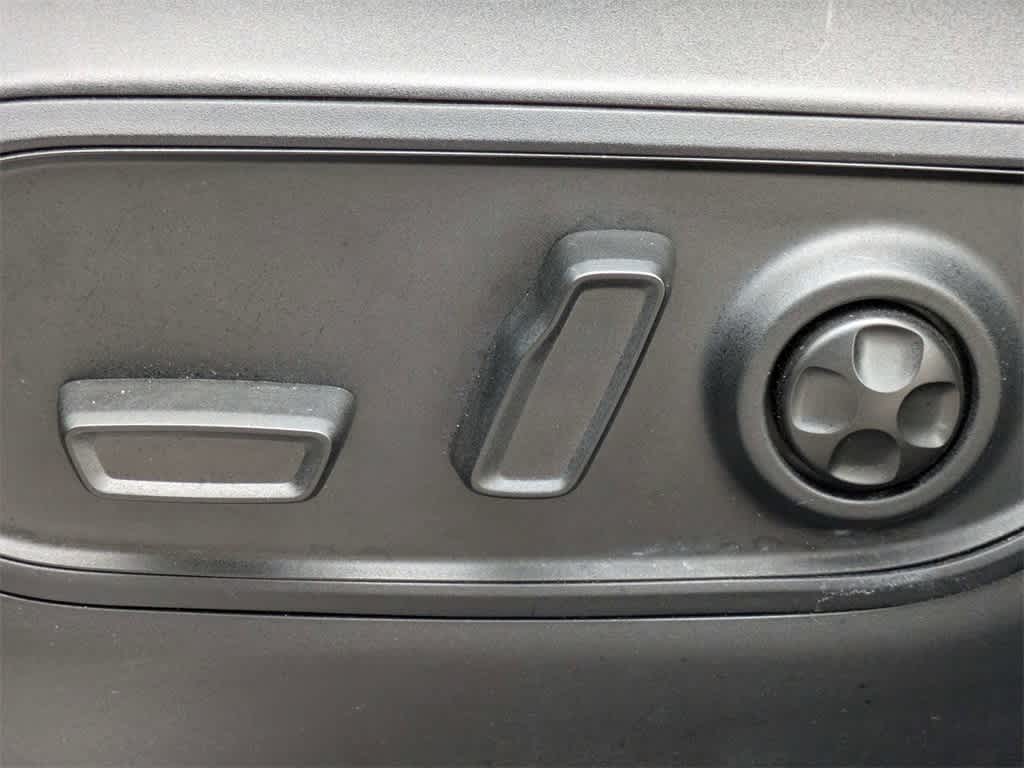 Thumbnail: 2023 Jeep Grand Cherokee L - 26