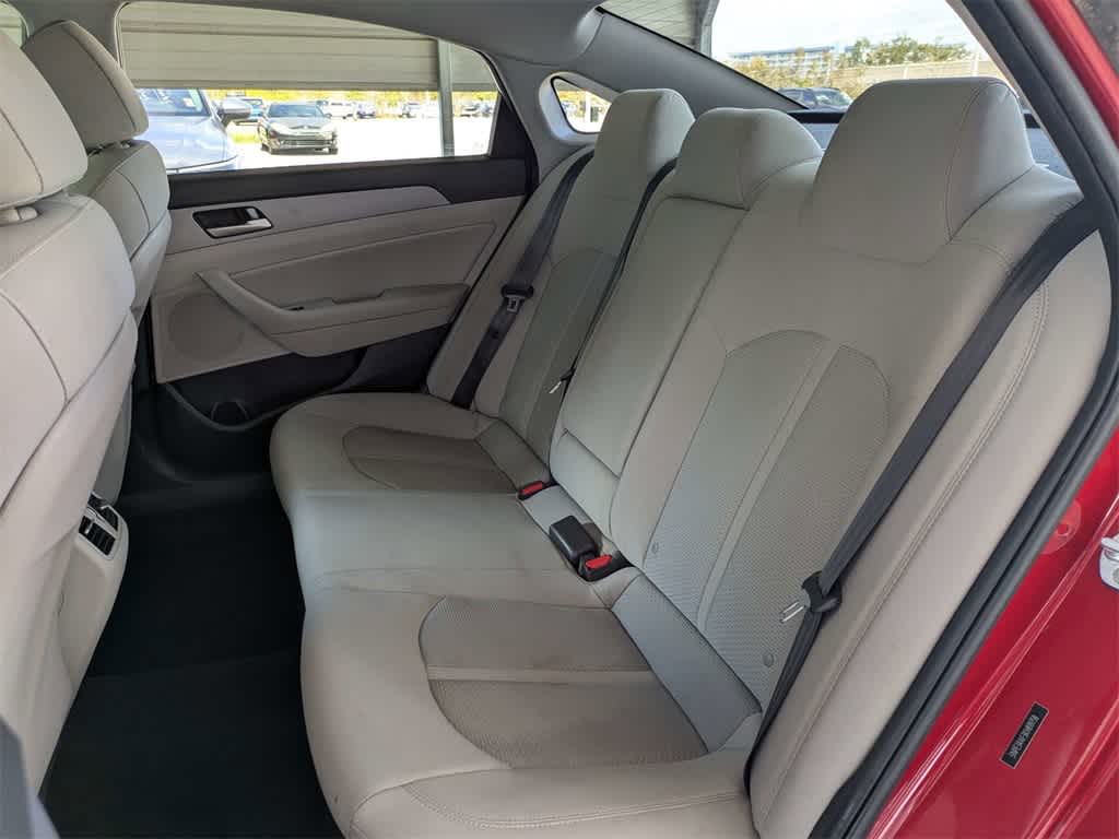 Thumbnail: 2019 Hyundai Sonata - 13