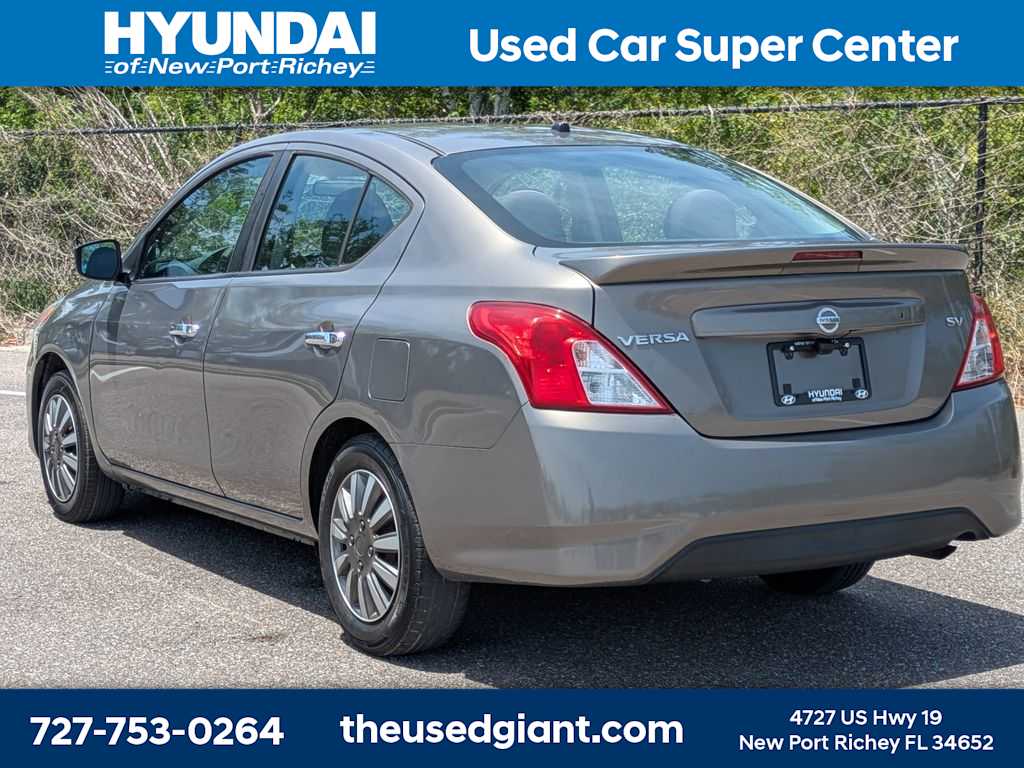 Thumbnail: 2017 Nissan Versa - 3