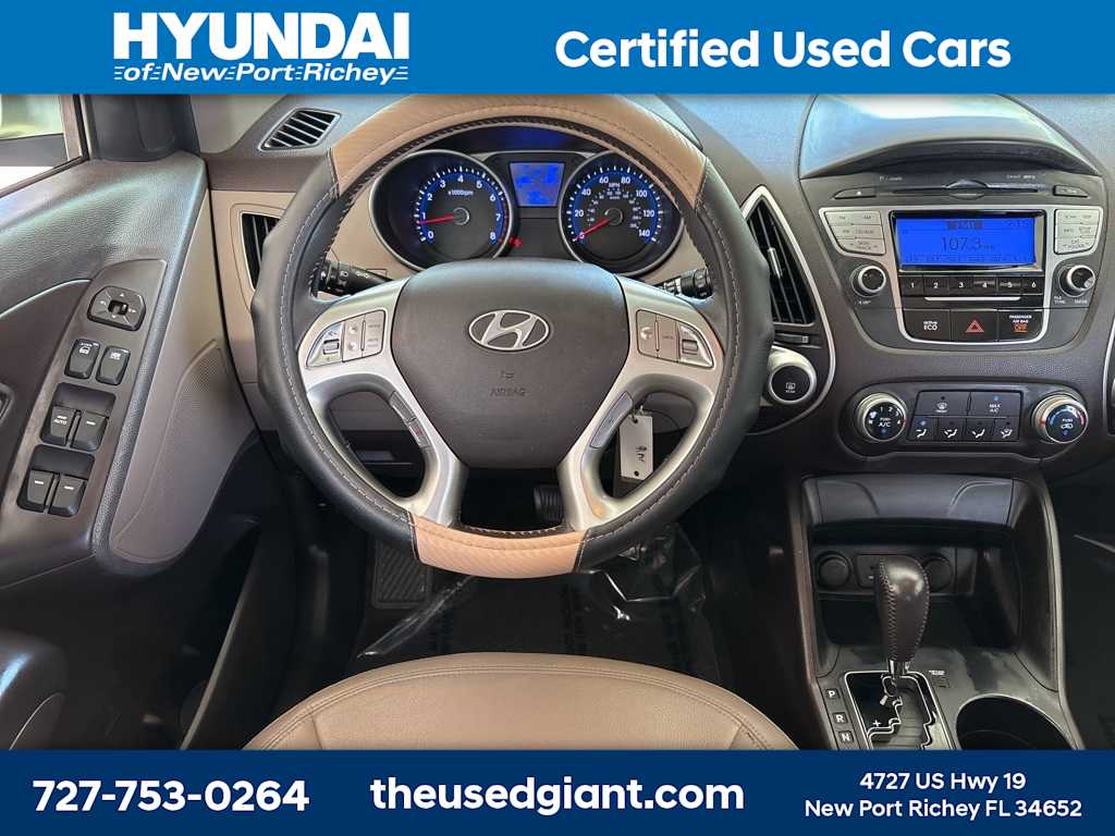 Thumbnail: 2012 Hyundai Tucson - 13