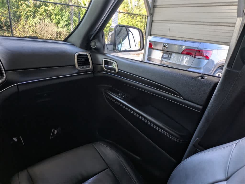 Thumbnail: 2016 Jeep Grand Cherokee - 21