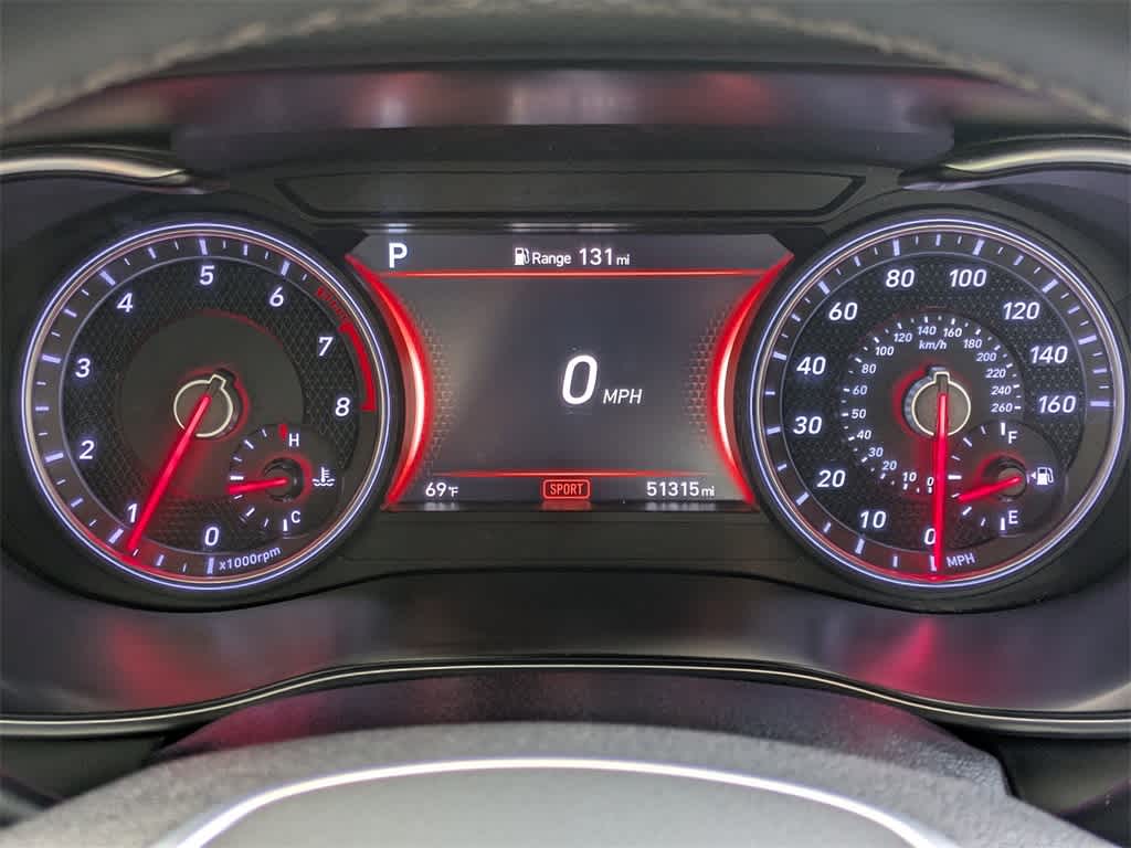 Thumbnail: 2020 Genesis G70 - 37