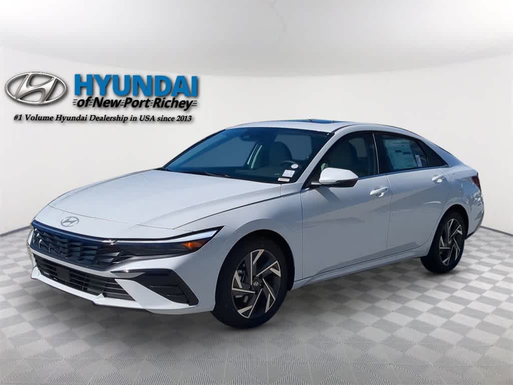2026 Hyundai Elantra Limited's photo