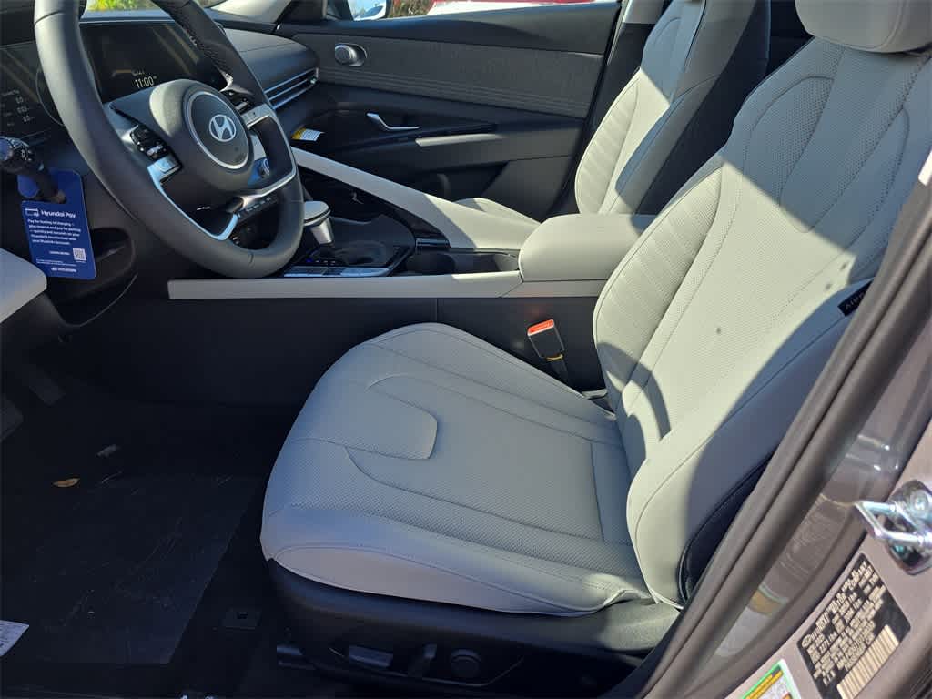 Thumbnail: 2026 Hyundai Elantra - 16