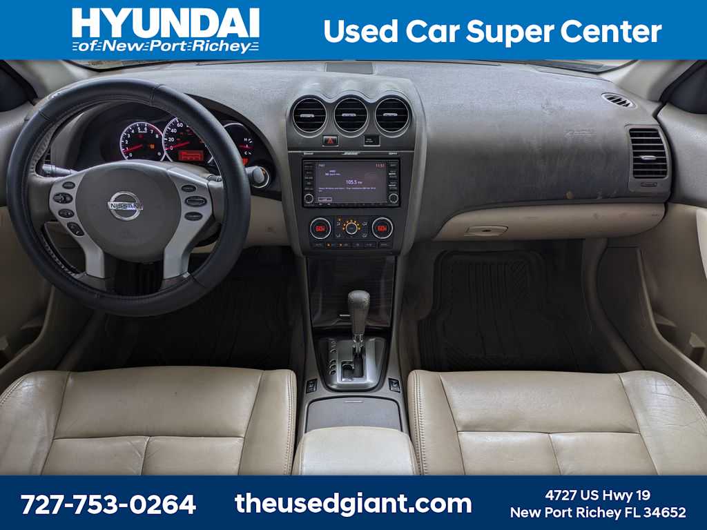 Thumbnail: 2011 Nissan Altima - 16