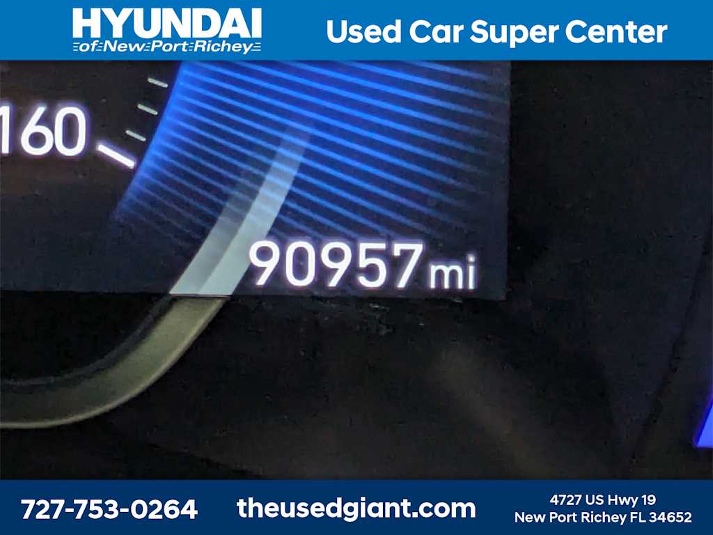 Thumbnail: 2020 Hyundai Santa Fe - 36