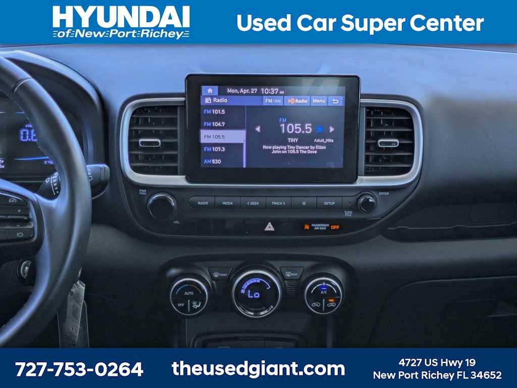 Thumbnail: 2023 Hyundai Venue - 18