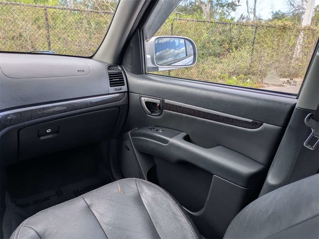 Thumbnail: 2009 Hyundai Santa Fe - 19