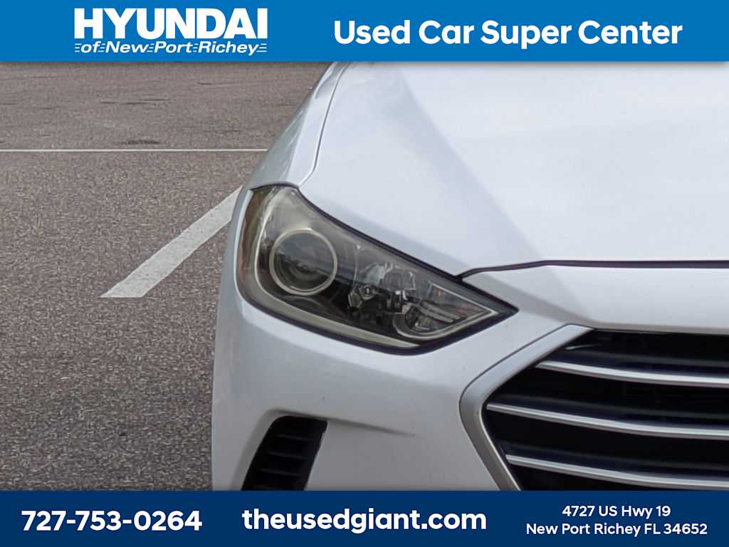 Thumbnail: 2018 Hyundai Elantra - 9