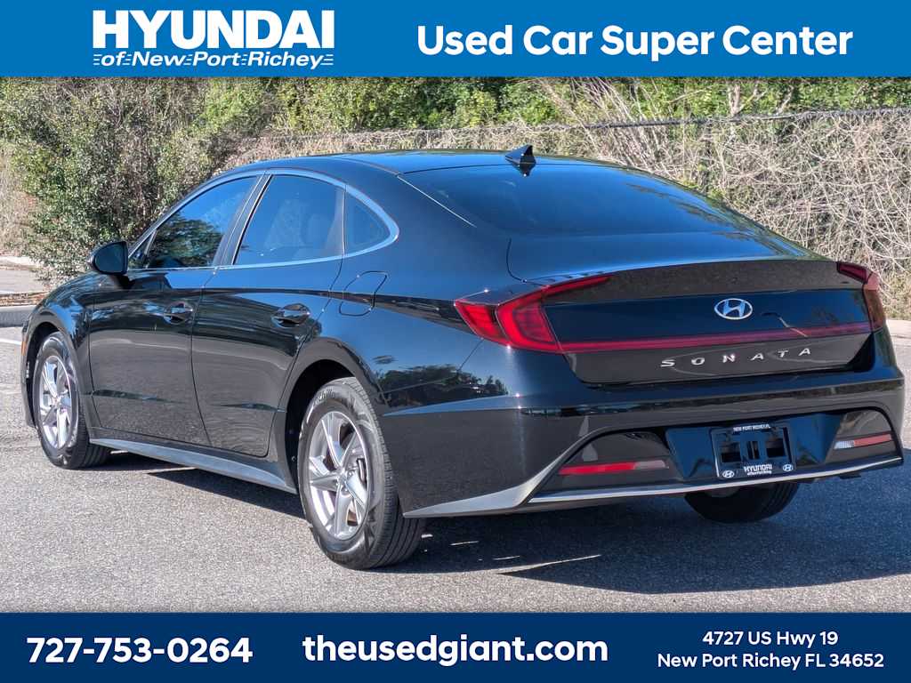 Thumbnail: 2022 Hyundai Sonata - 3